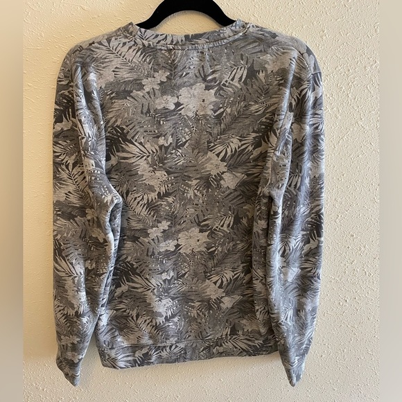 H&M Gray Print Sweatshirt - Sz M - Picture 2 of 4